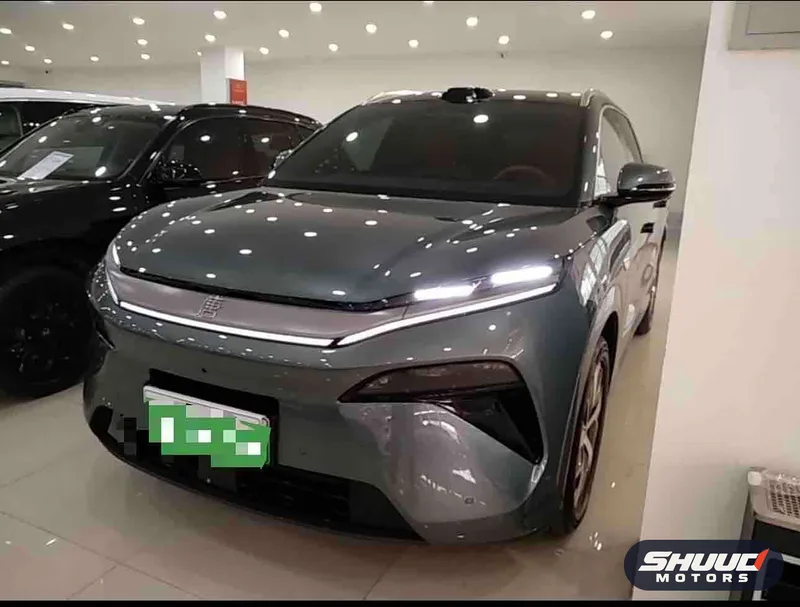 BYD Tang L DM-i