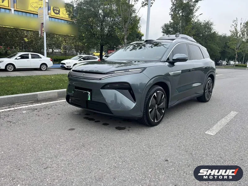 BYD Tang L DM-i