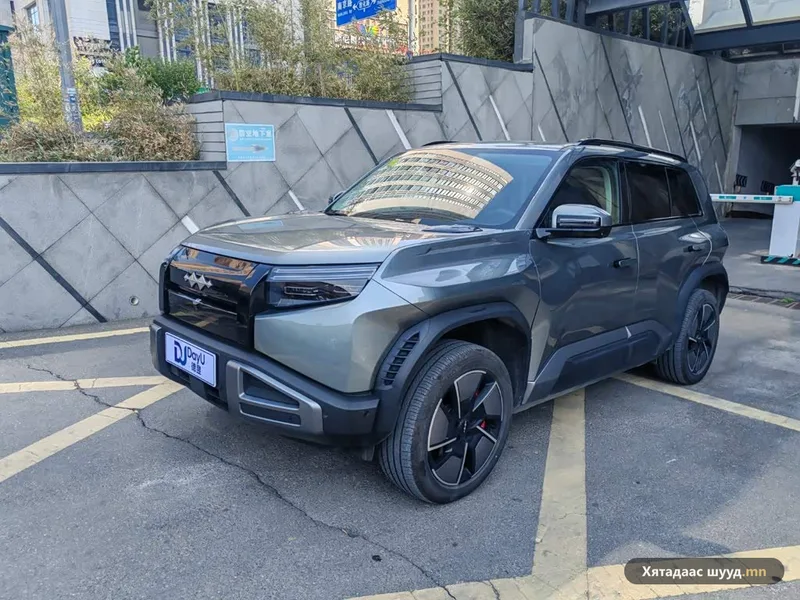 BYD Titanium 3 EV