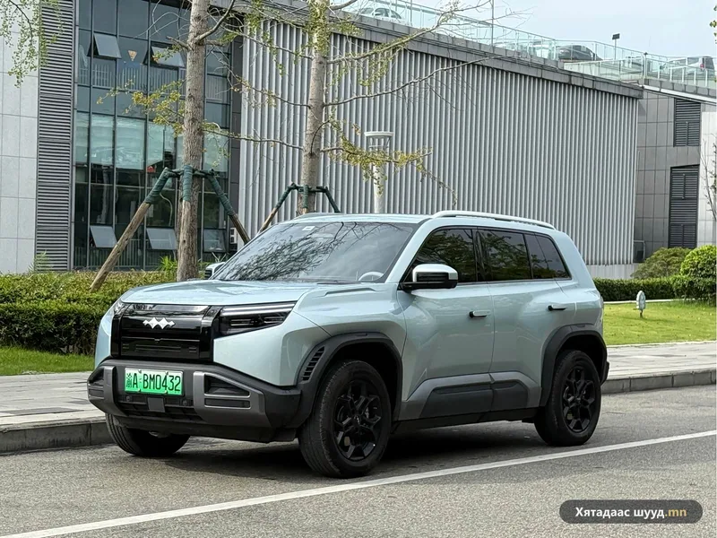 BYD Titanium 3 EV