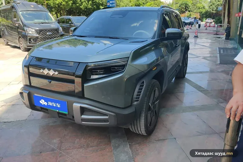 BYD Titanium 3 EV