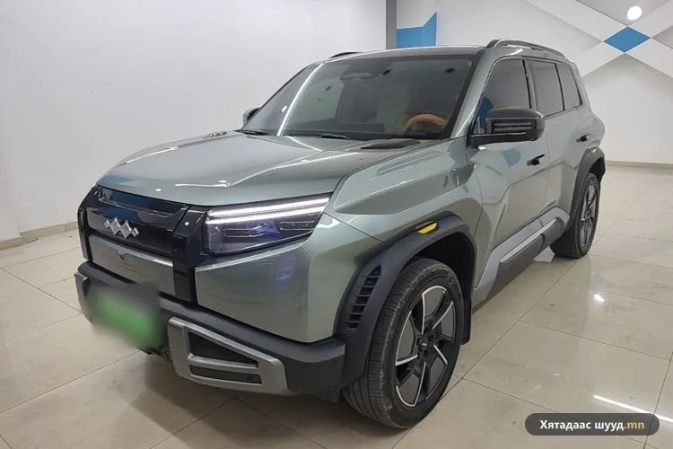 BYD Titanium 3 EV