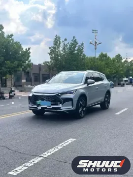BYD Tang DM-i