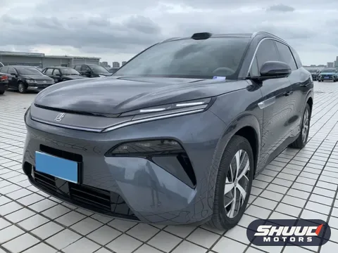 BYD Tang L DM-i