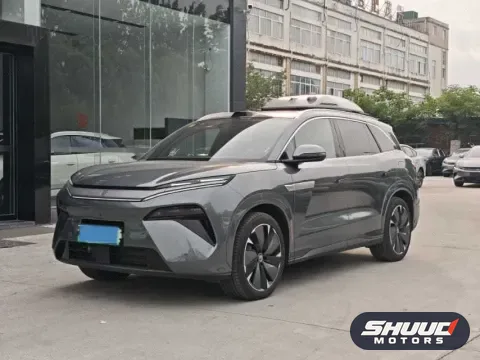 BYD Tang L DM-i