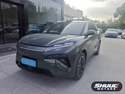BYD Tang L EV