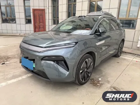 BYD Tang L DM-i