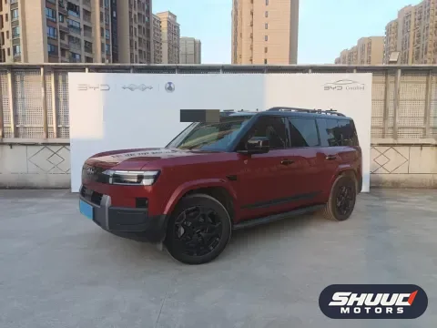 BYD Titanium 7