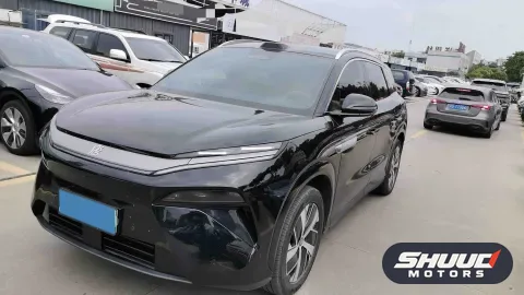 BYD Tang L EV