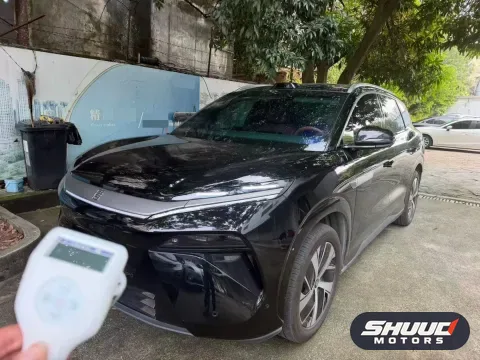 BYD Tang L EV