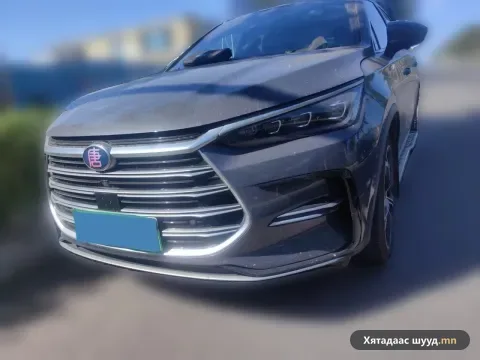 BYD Tang DM-i