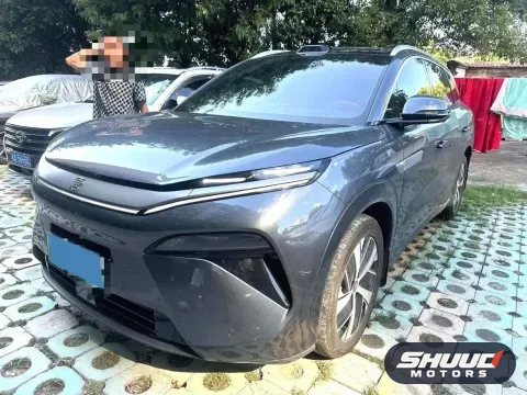 BYD Tang L DM-i