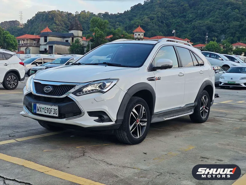 BYD Tang DM-i