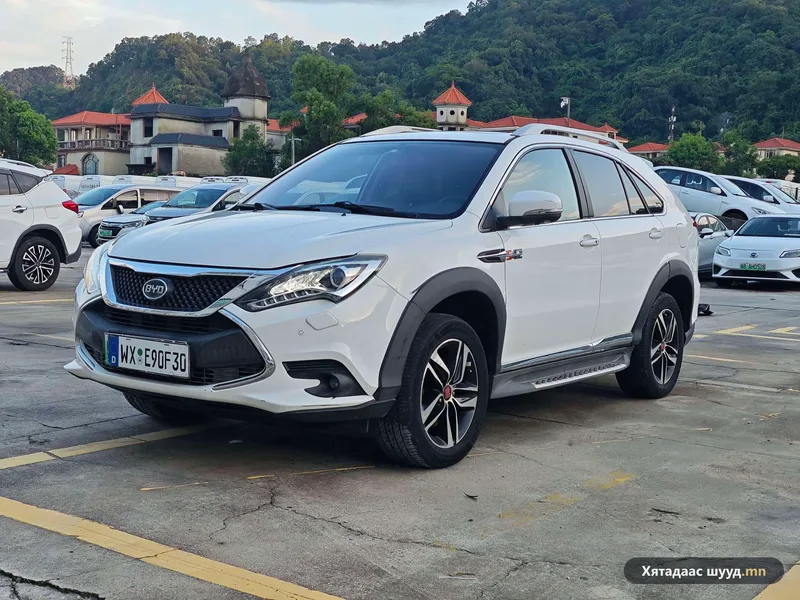 BYD Tang DM-i