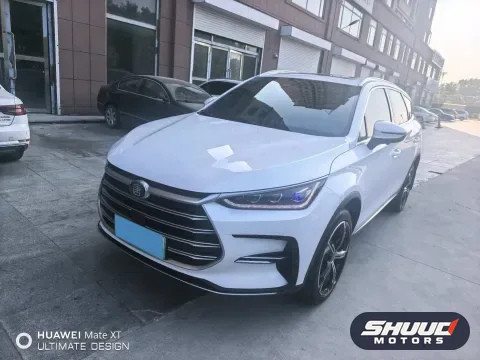 BYD Tang DM-i