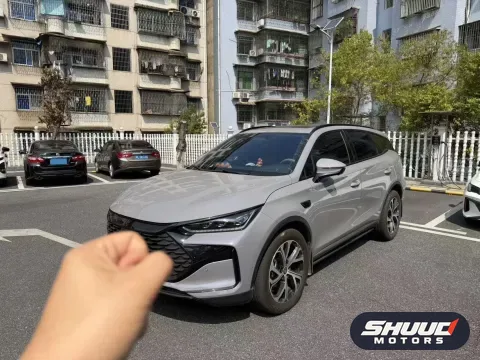 BYD Tang DM-i