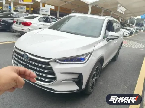 BYD Tang DM-i