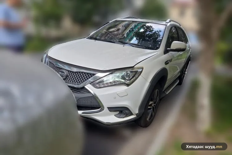 BYD Tang DM-i