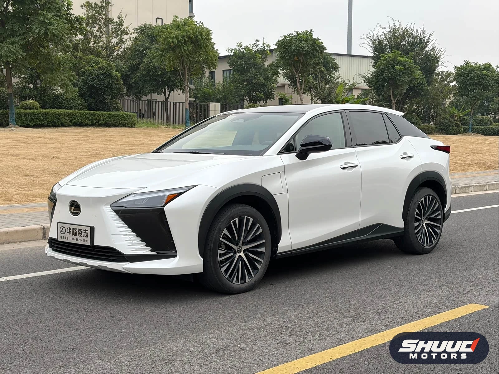 Lexus RZ 450e